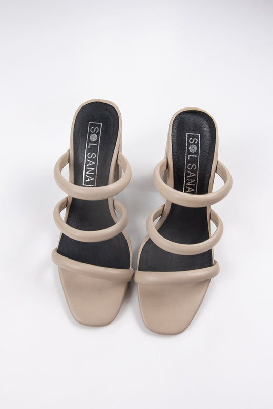 Preloved Strappy Nude Heels